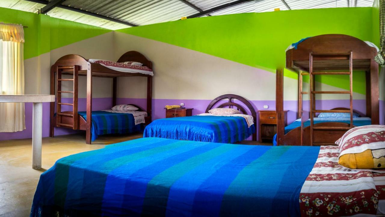 Zumag Sisa Hotel Тена Екстериор снимка